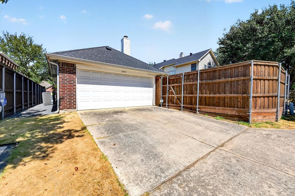 2503 Windgate Lane Property Photo 17