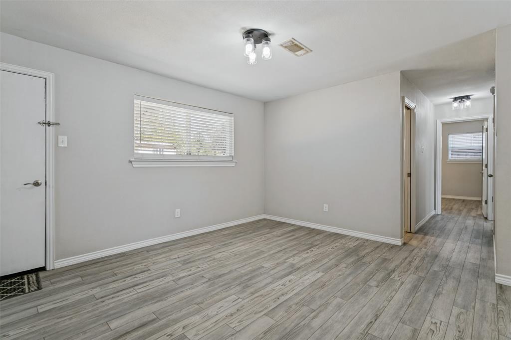 336 Saddle Trail Property Photo 6