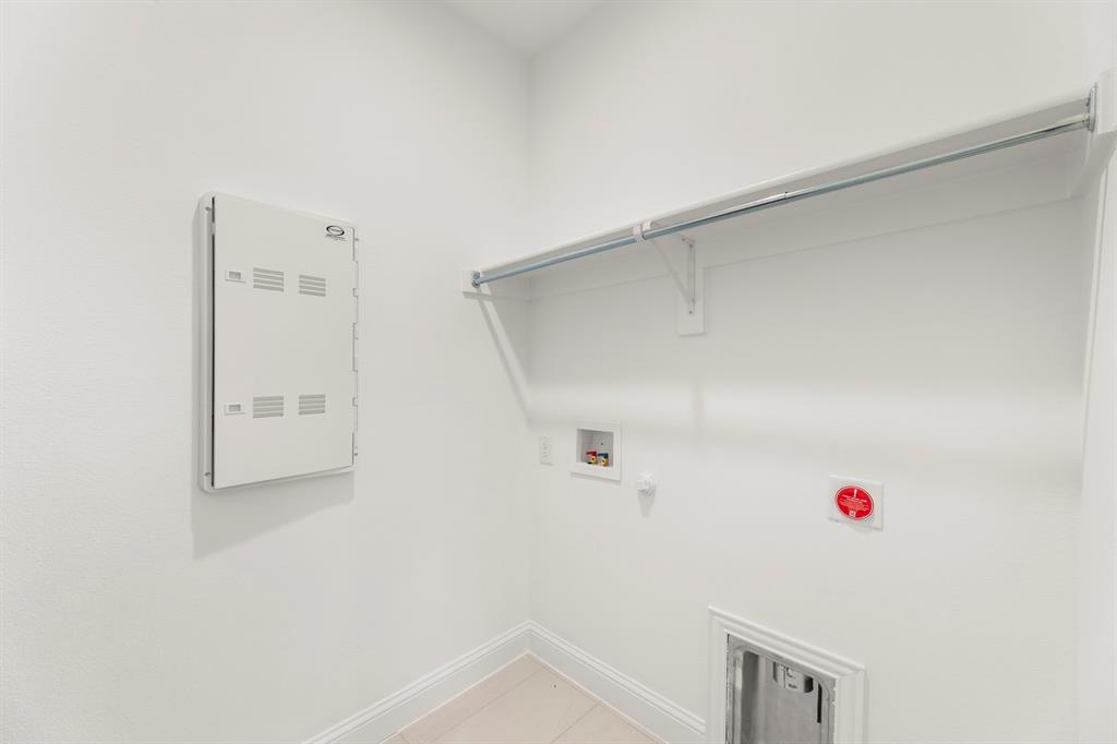 3103 Goldfinch Drive Property Photo 23