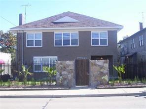 1122 N Zang Boulevard 102 Property Photo 1