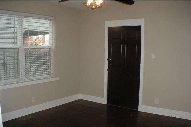 1122 N Zang Boulevard 102 Property Photo 3