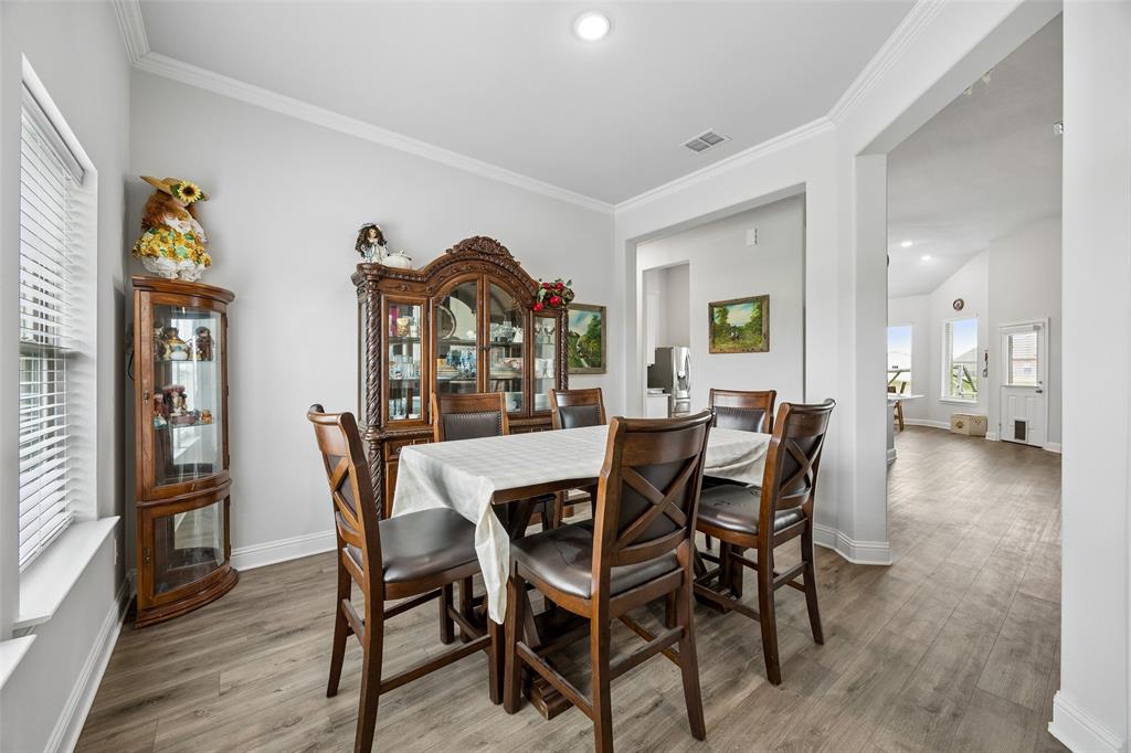 6608 Woodley Court Property Photo 6