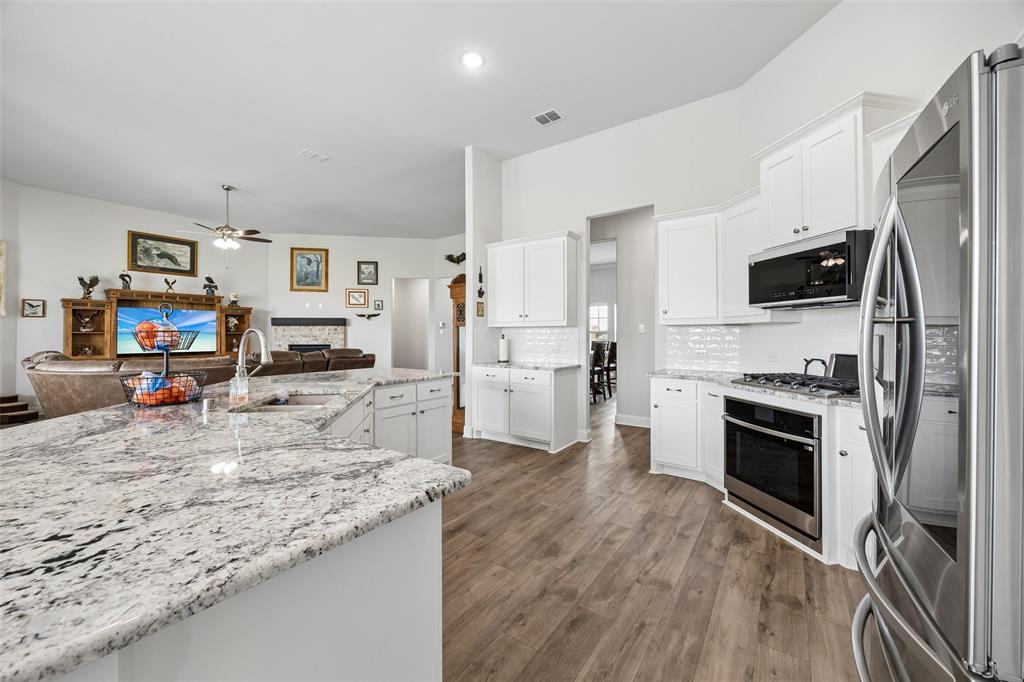 6608 Woodley Court Property Photo 15