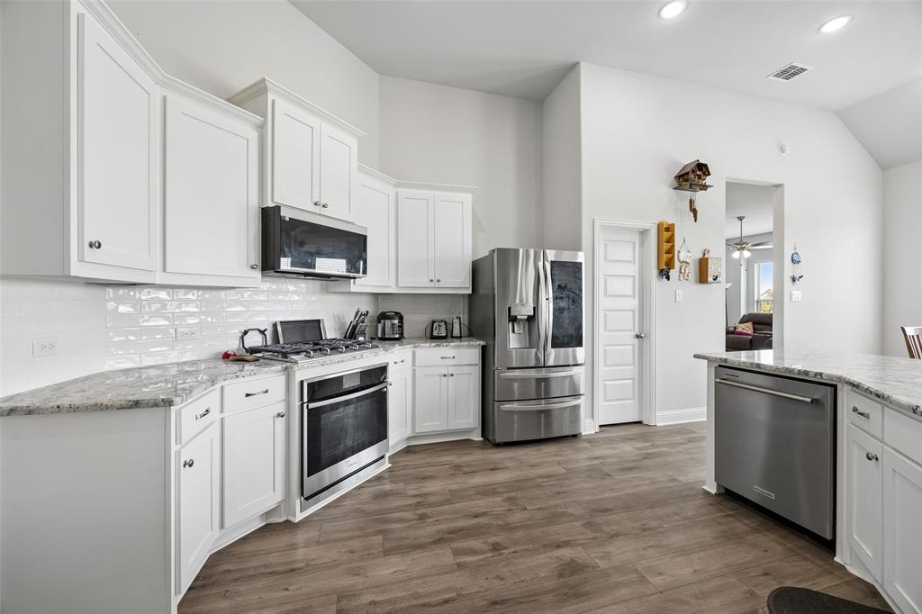 6608 Woodley Court Property Photo 16