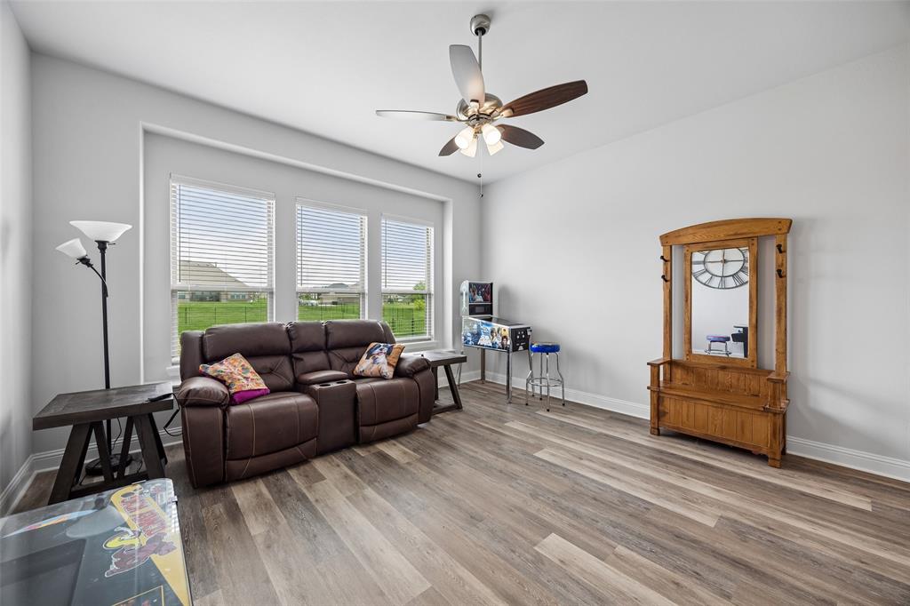 6608 Woodley Court Property Photo 20