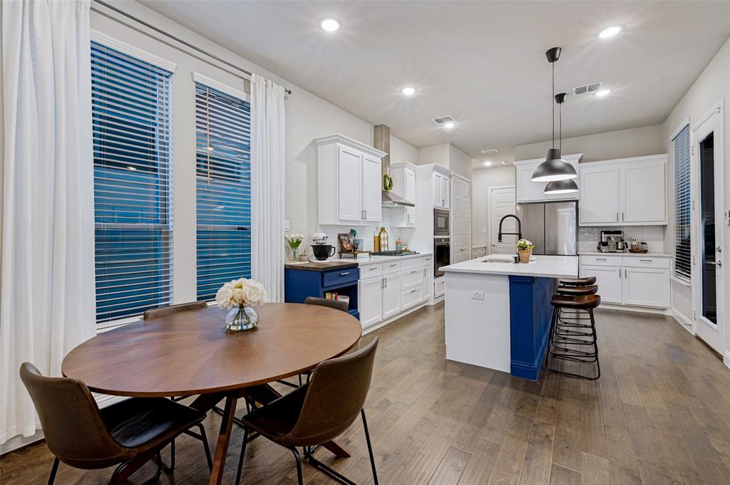 4207 Runway Mews Property Photo 8