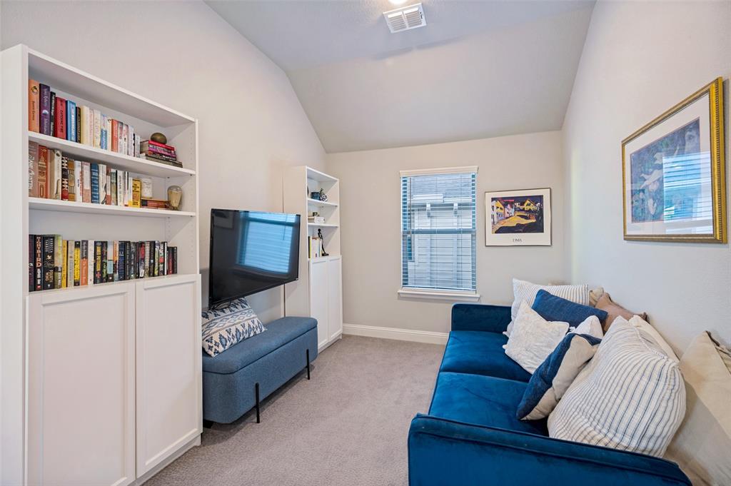 4207 Runway Mews Property Photo 15