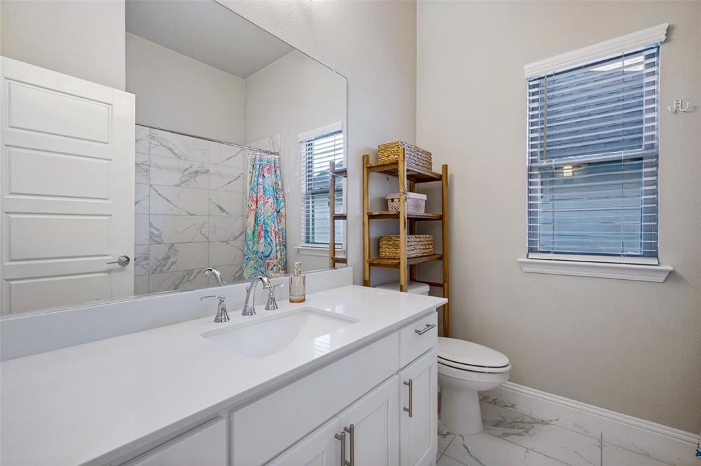 4207 Runway Mews Property Photo 20