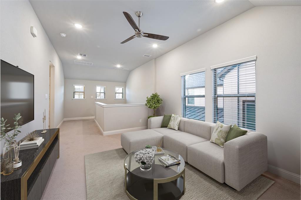 4207 Runway Mews Property Photo 21