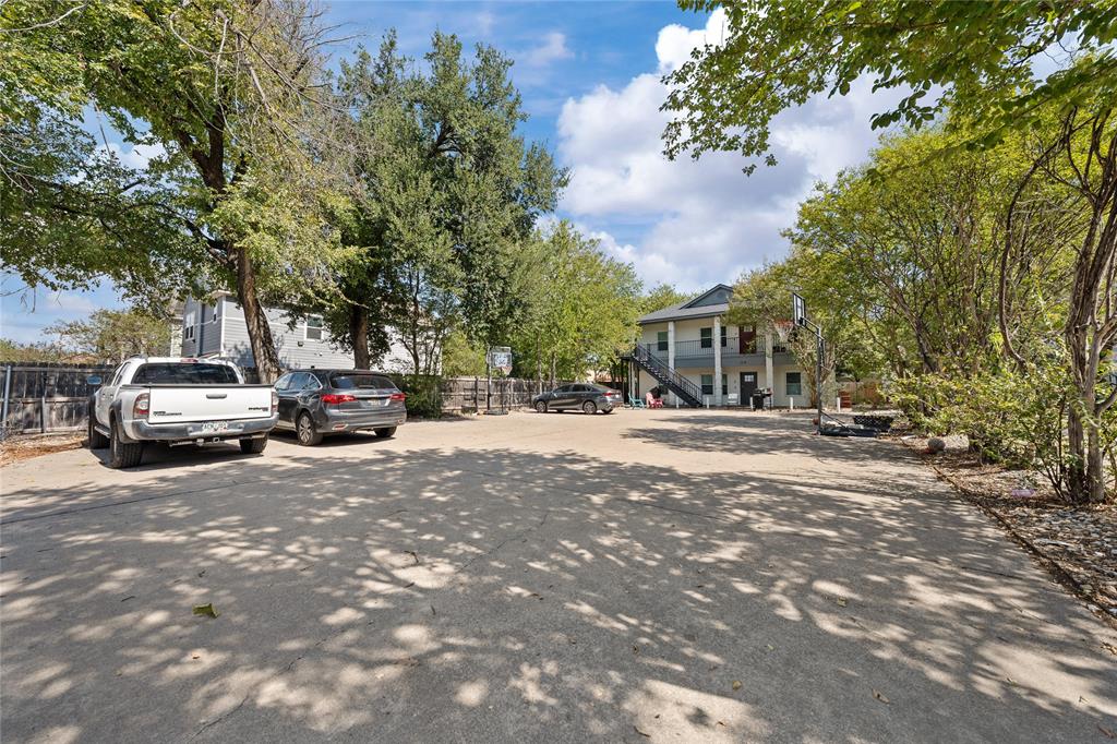 1218 Wood Avenue Property Photo 1