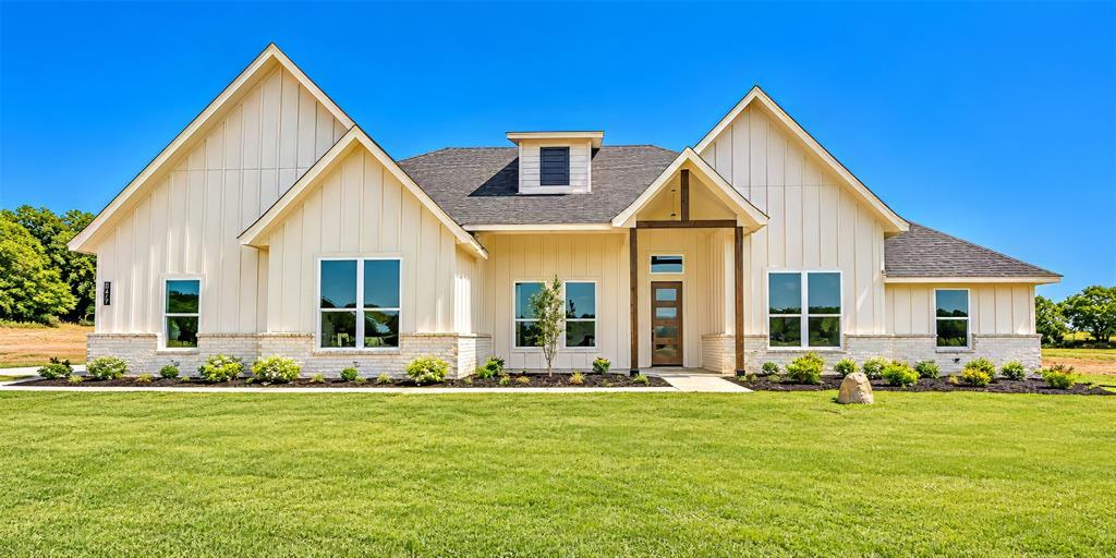 1042 VH Ranch Road Property Photo 1