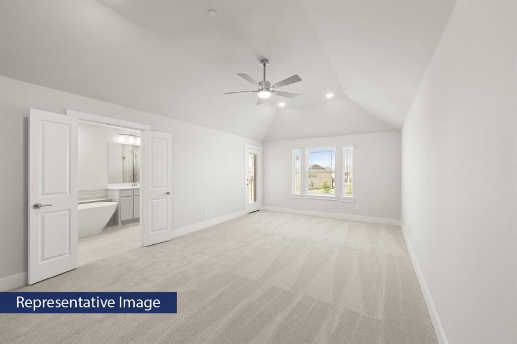 12727 Rutland Drive Property Photo 9