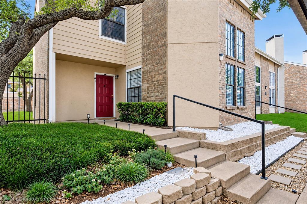 4748 Old Bent Tree Lane 101 Property Photo 4