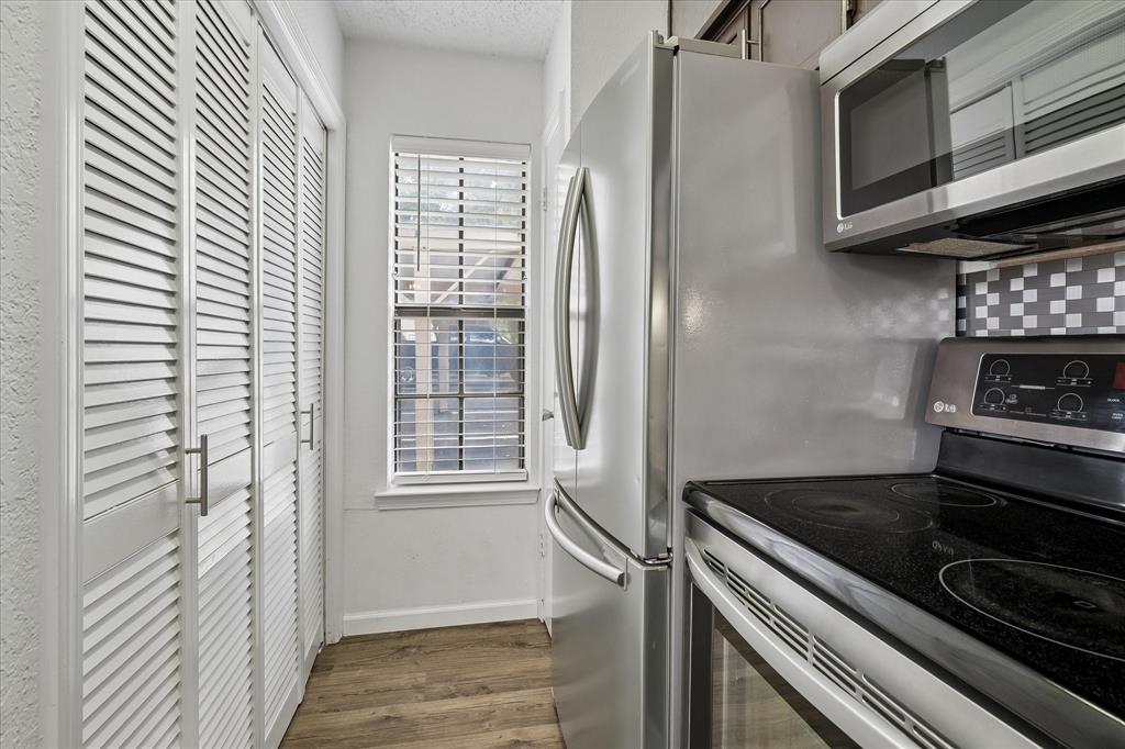 4748 Old Bent Tree Lane 101 Property Photo 8
