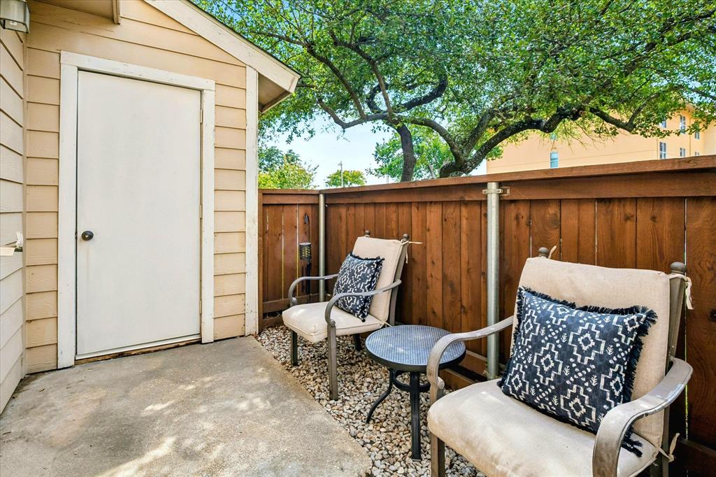 4748 Old Bent Tree Lane 101 Property Photo 15