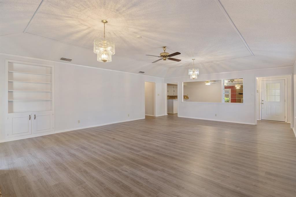 504 Woodland Hills Drive Property Photo 1