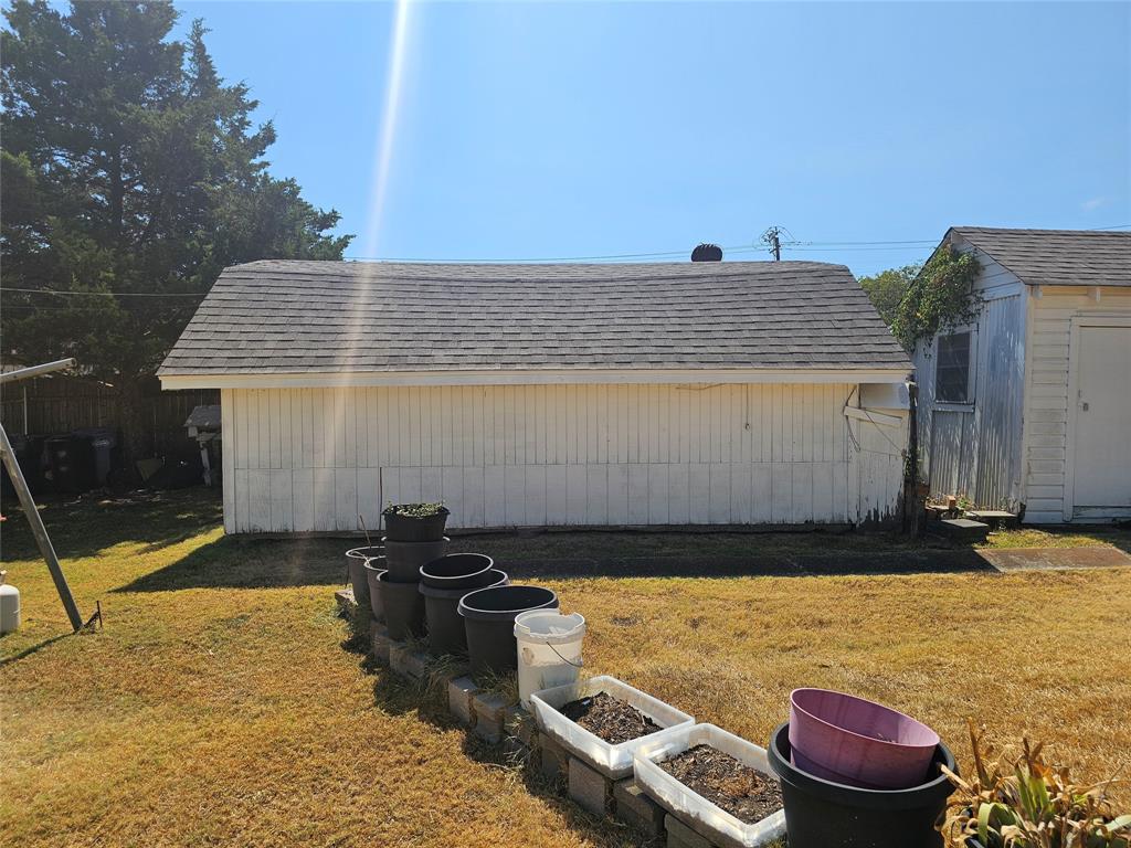 1405 West Street Property Photo 6