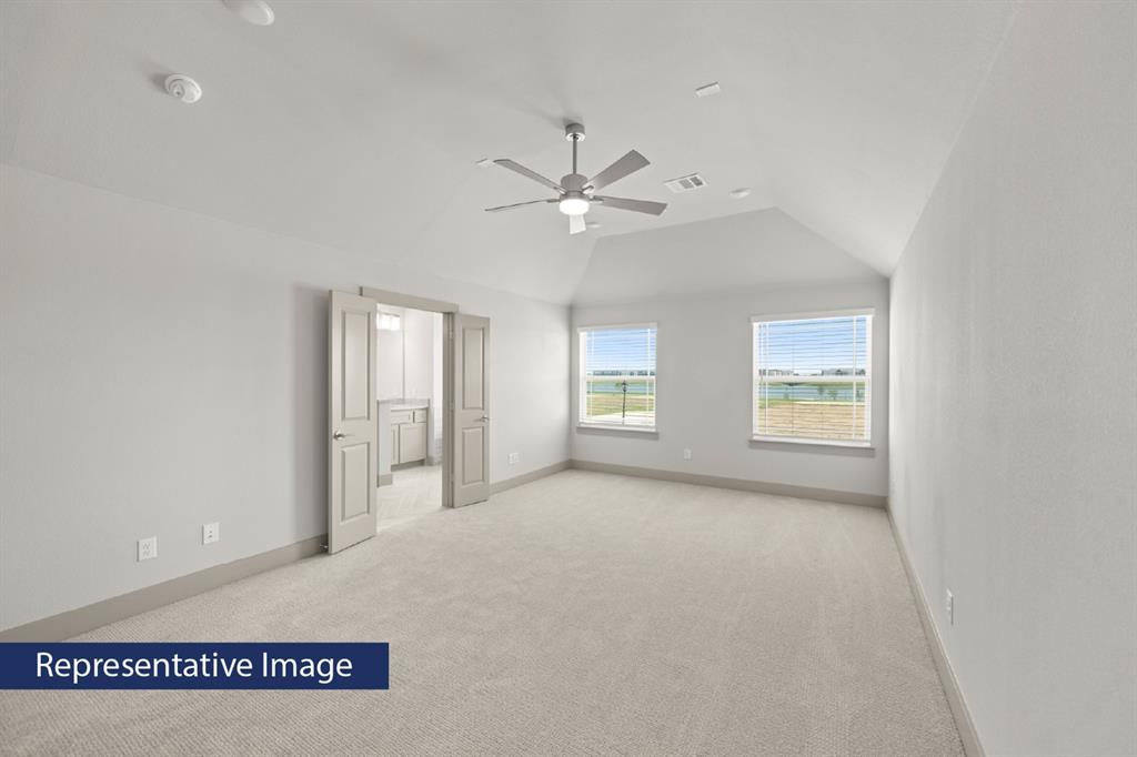 12736 Rutland Drive Property Photo 3