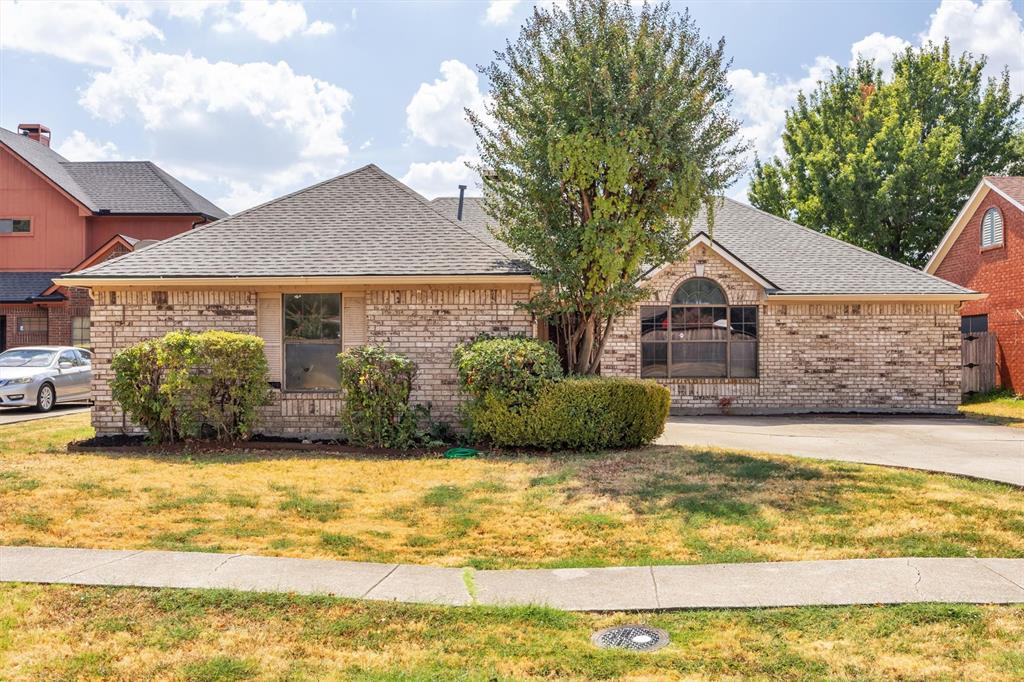 308 Clear Springs Drive Property Photo 1
