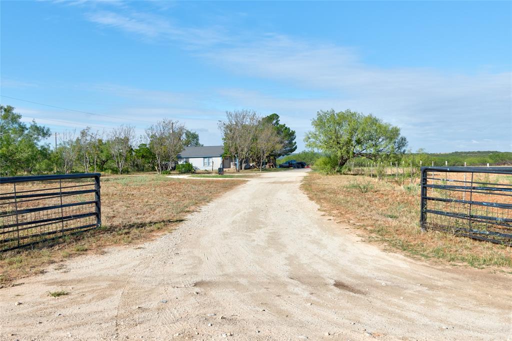 1216 County Road 349 Property Photo 1