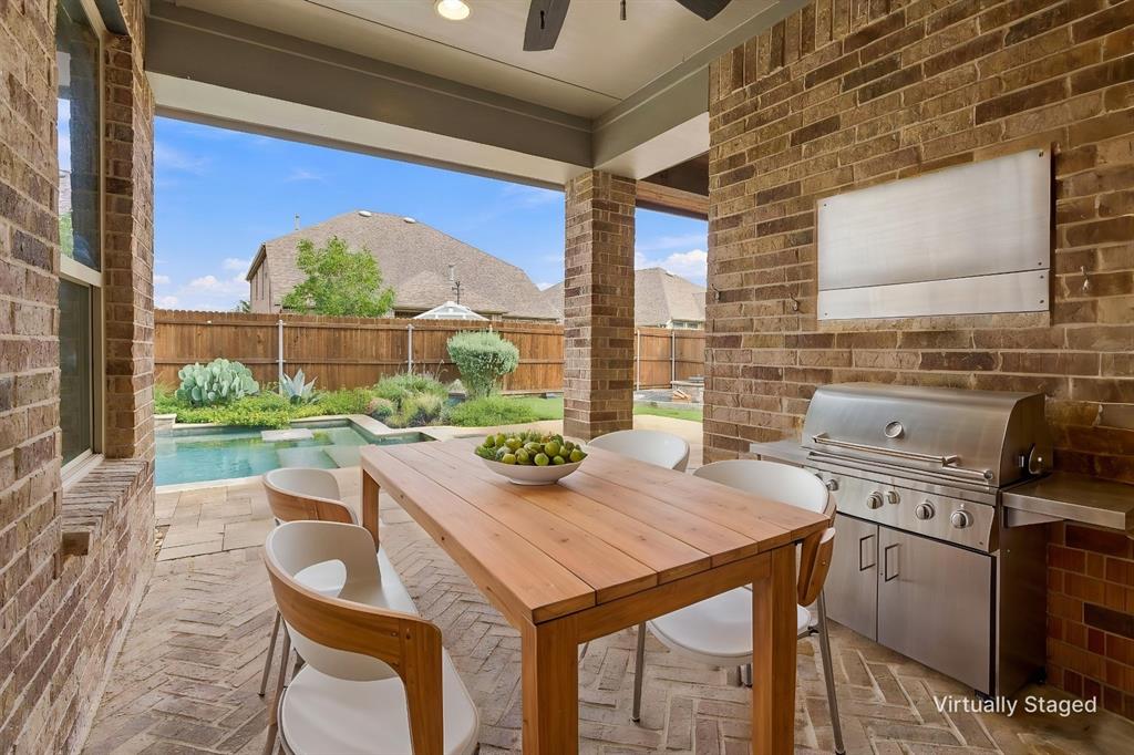 1121 Bryce Canyon Drive Property Photo 3