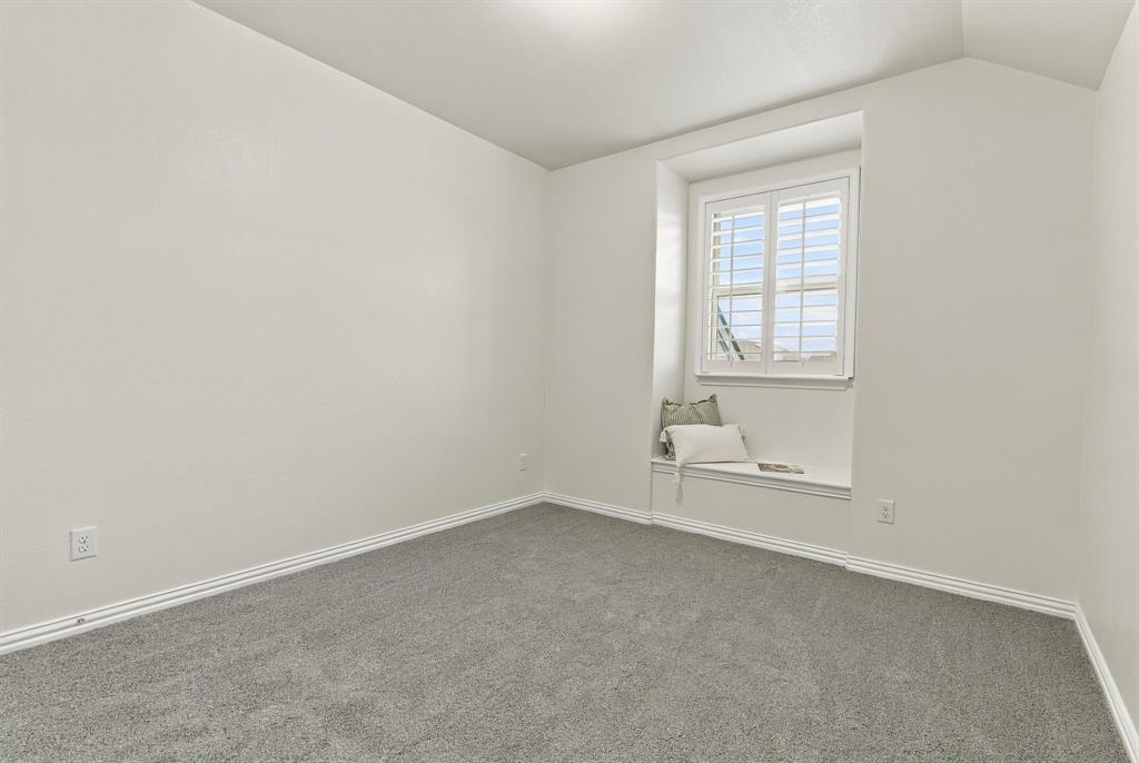 1121 Bryce Canyon Drive Property Photo 17