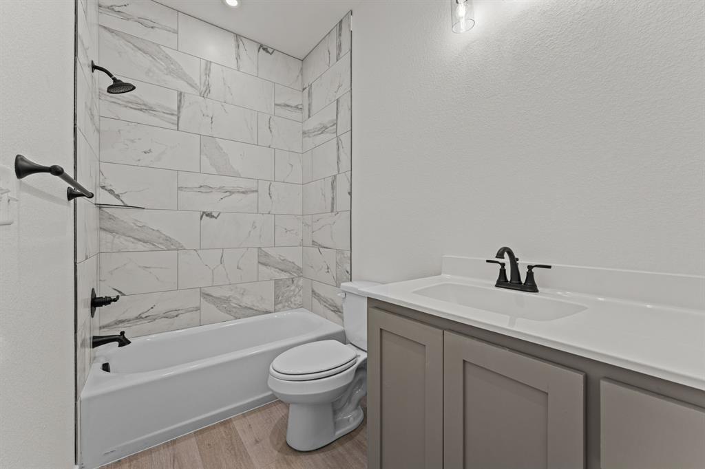 206 Dolphin Drive Property Photo 36
