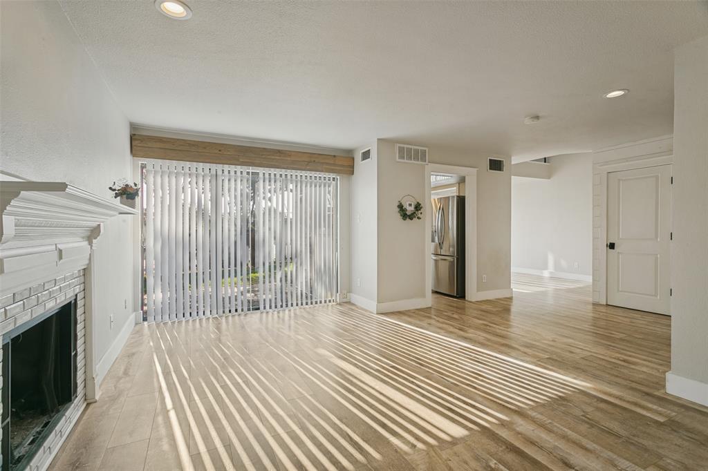 7 Dewberry Court Property Photo 4