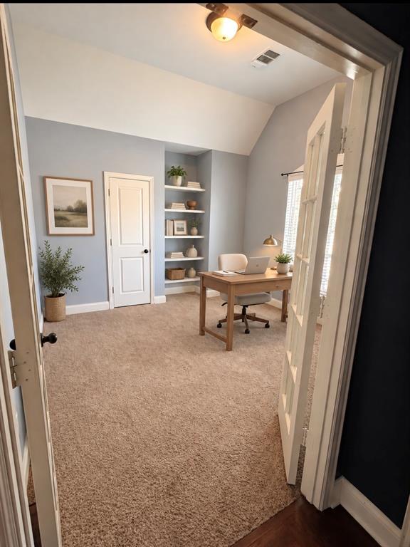 3000 Dunverny Property Photo 9