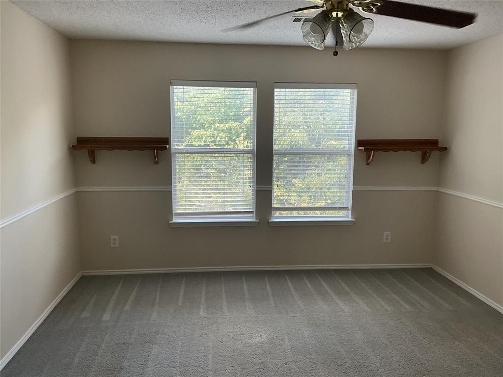 1340 Lake Grove Lane Property Photo 24