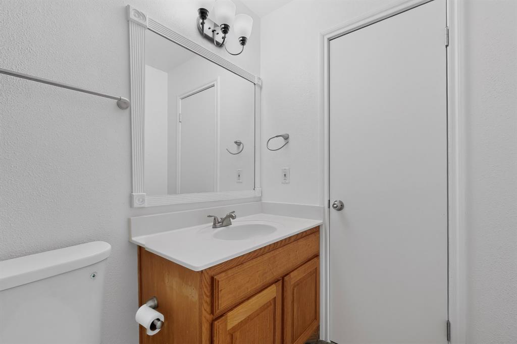 346 Linkcrest Drive Property Photo 14