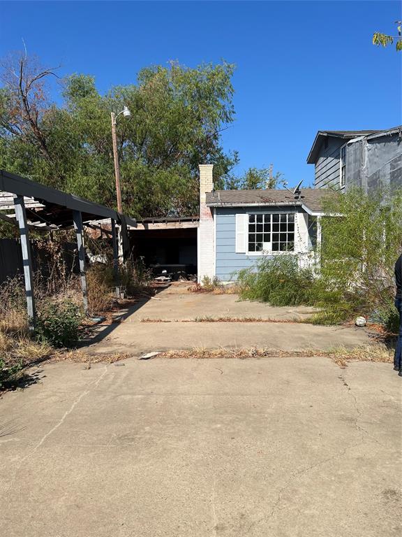 1279 Willow Lane Property Photo 1