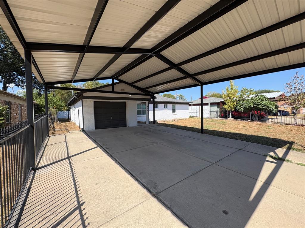 6907 Atha Property Photo 1