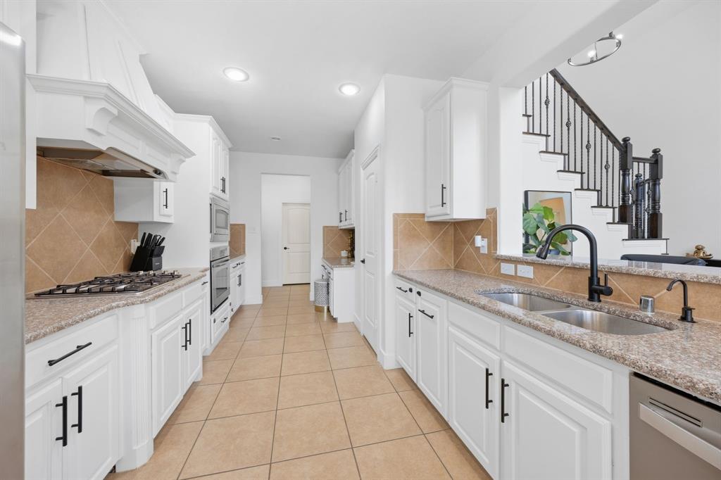 13995 Alden Lane Property Photo 12