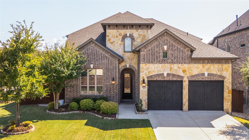 4374 Vineyard Creek Drive Property Photo 1