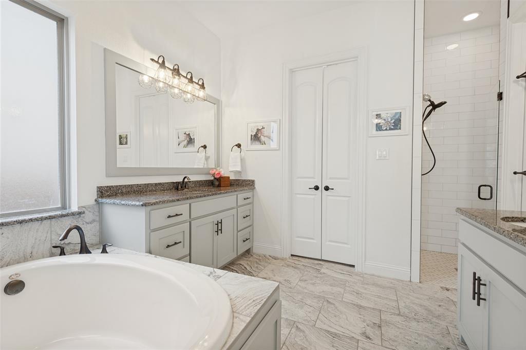4374 Vineyard Creek Drive Property Photo 16