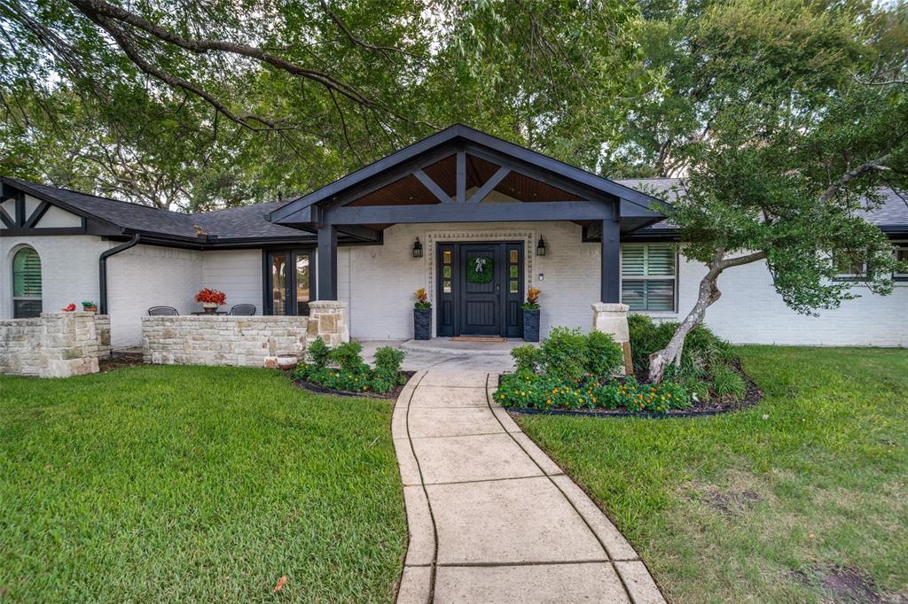 18 Brookhaven Drive Property Photo 1