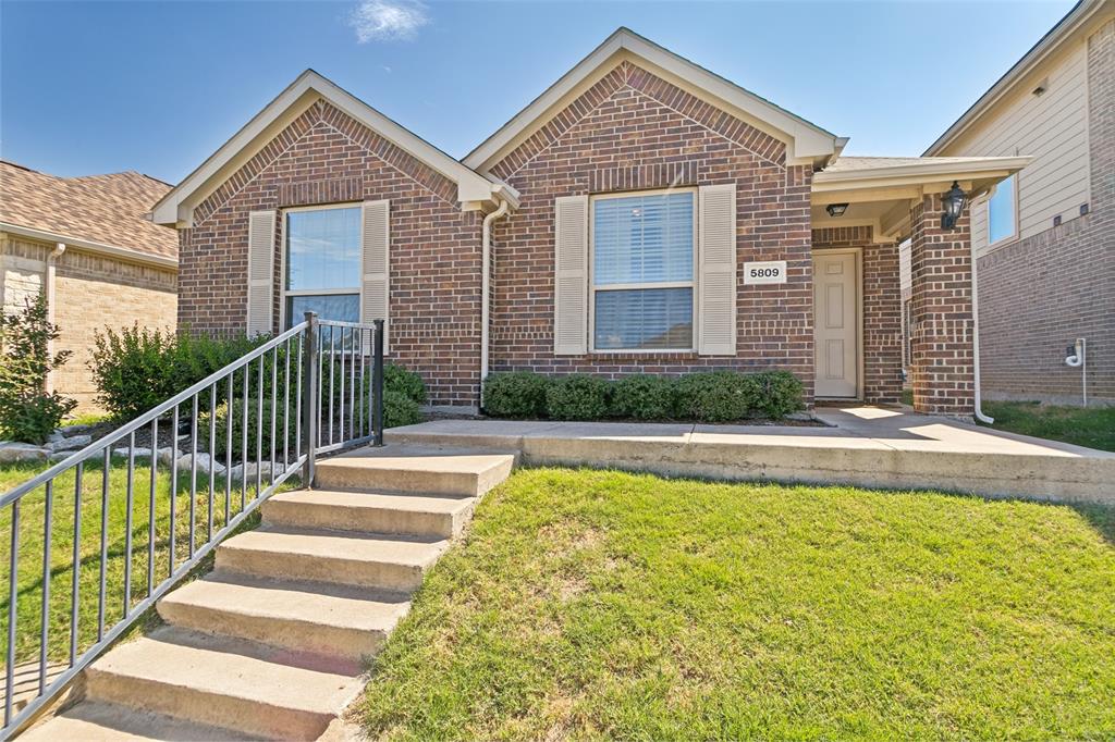 5809 Wake Robin Drive Property Photo 1