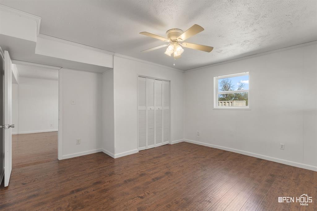 410 N Oak Street Property Photo 16