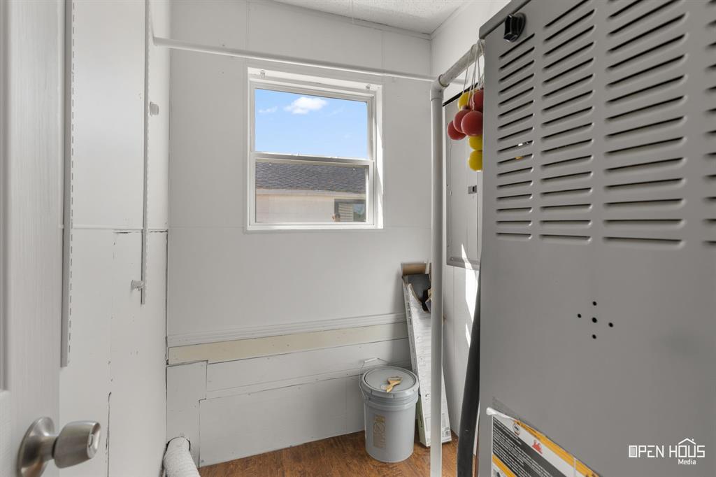 410 N Oak Street Property Photo 23