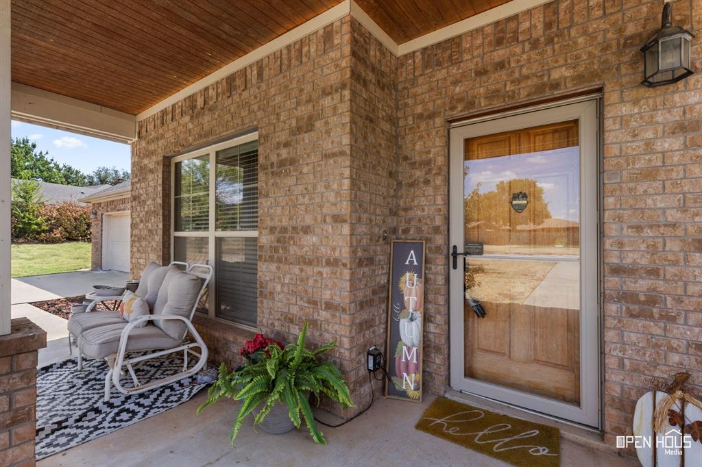 2107 Ruffles Lane Property Photo 3