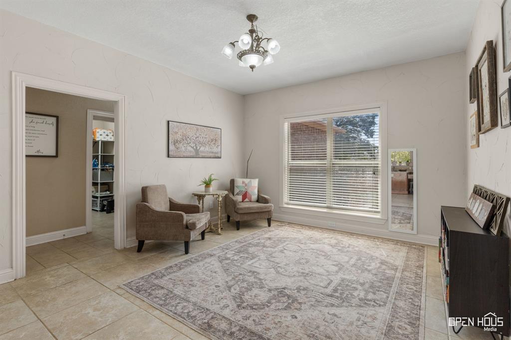 2107 Ruffles Lane Property Photo 15