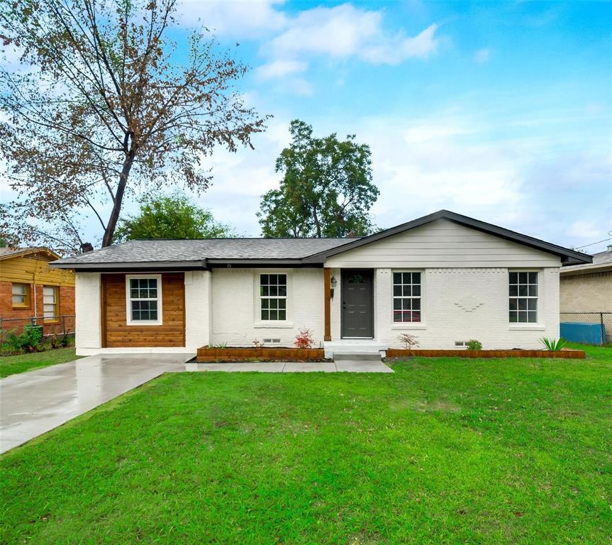 1605 Crestridge Drive Property Photo 1