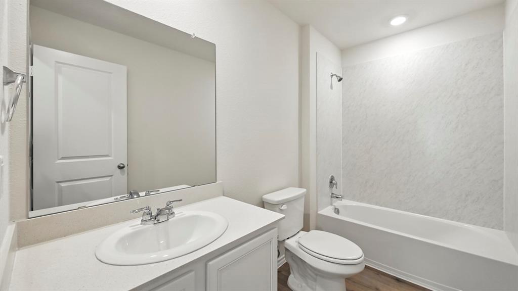 613 Newland Court Property Photo 1