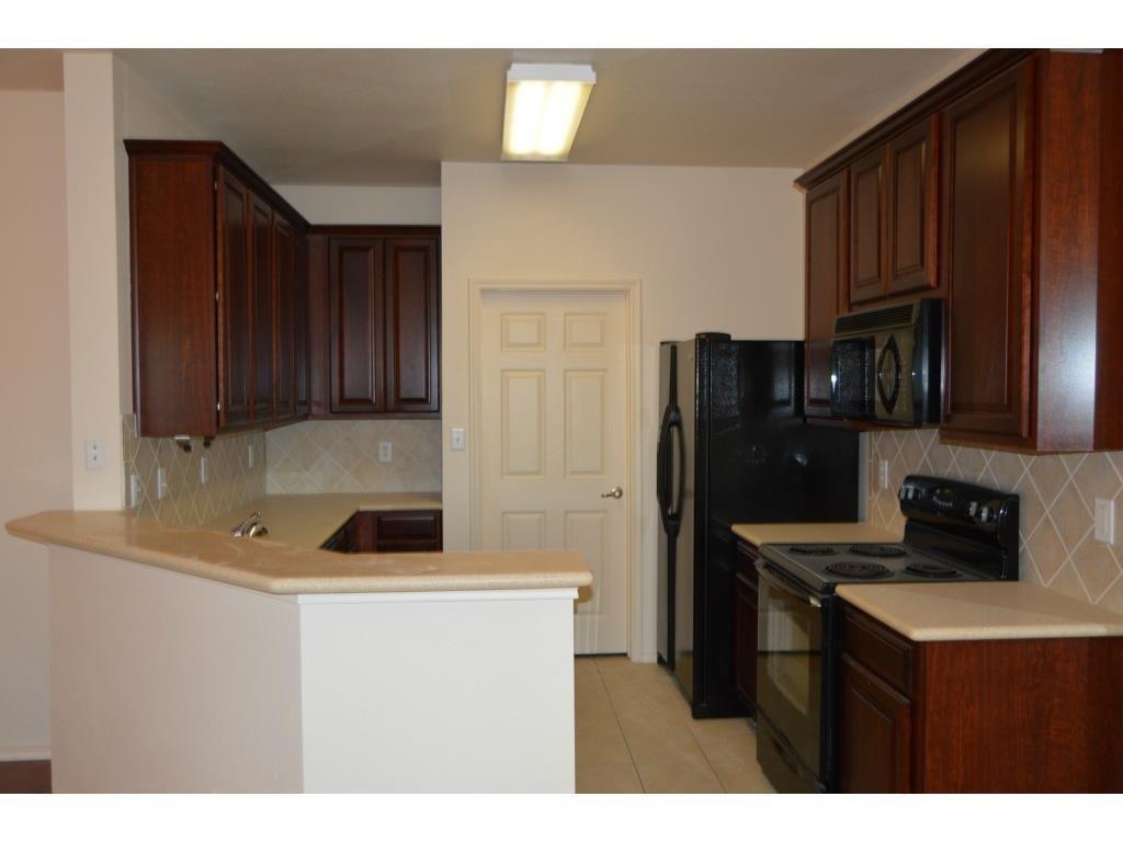 8605 Brunswick Drive Property Photo 7