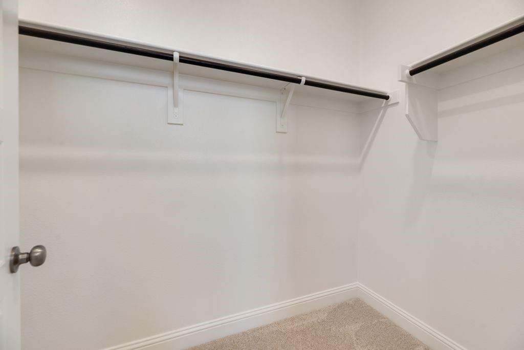 1060 Birdie Street Property Photo 20