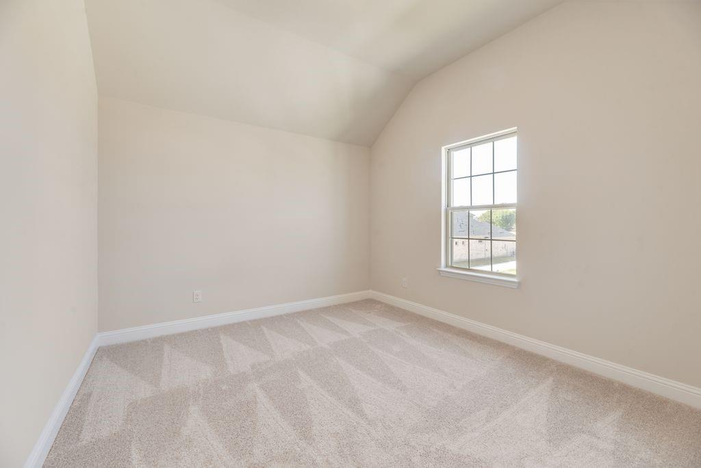 1060 Birdie Street Property Photo 24