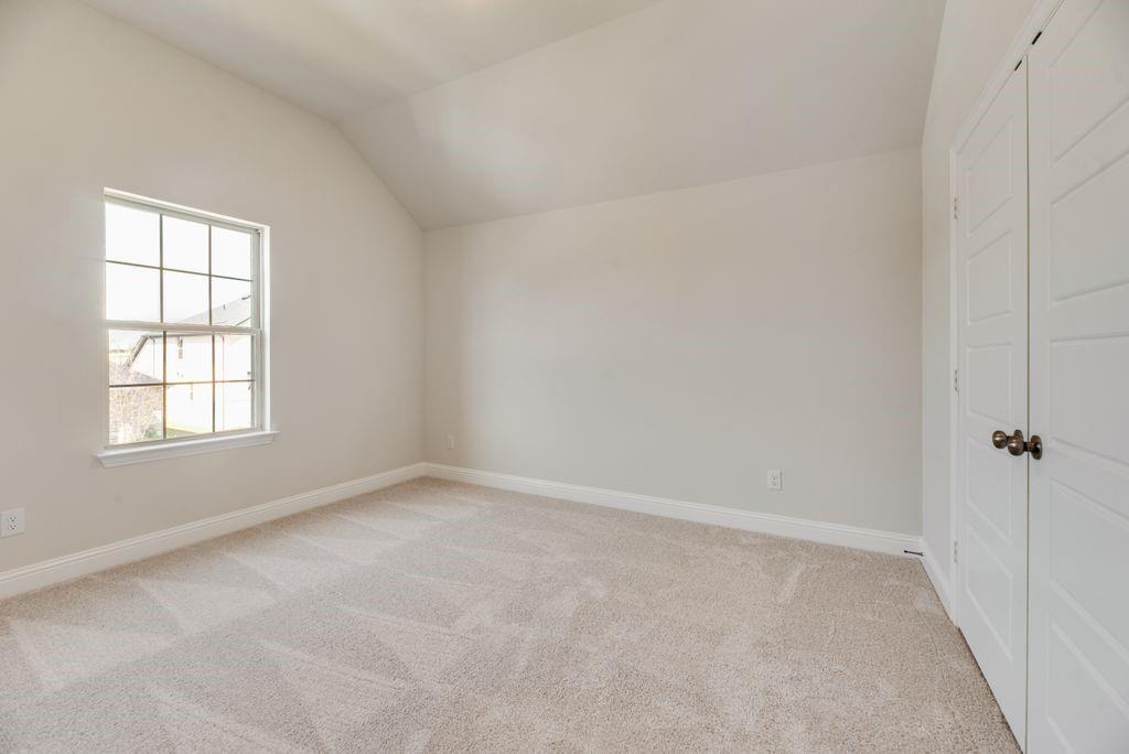 1060 Birdie Street Property Photo 27
