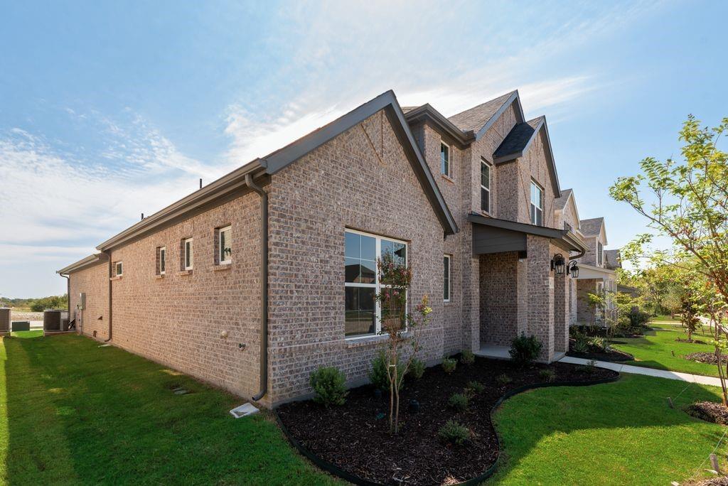 1060 Birdie Street Property Photo 39