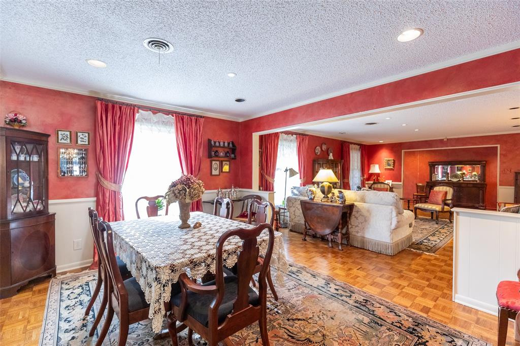 1410 Tanglewood Road Property Photo 5